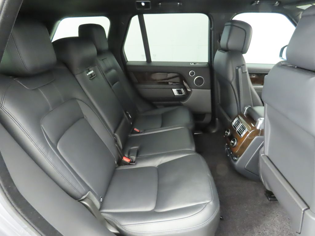 2021 Land Rover Range Rover Base photo 16
