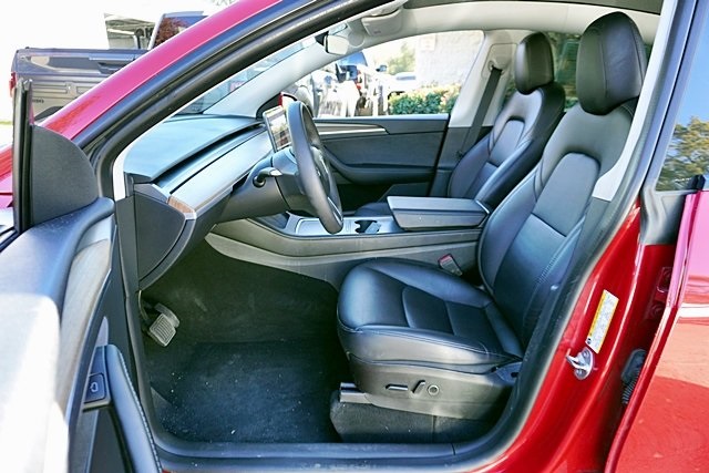 Used 2023 Red Tesla Long Range image 13
