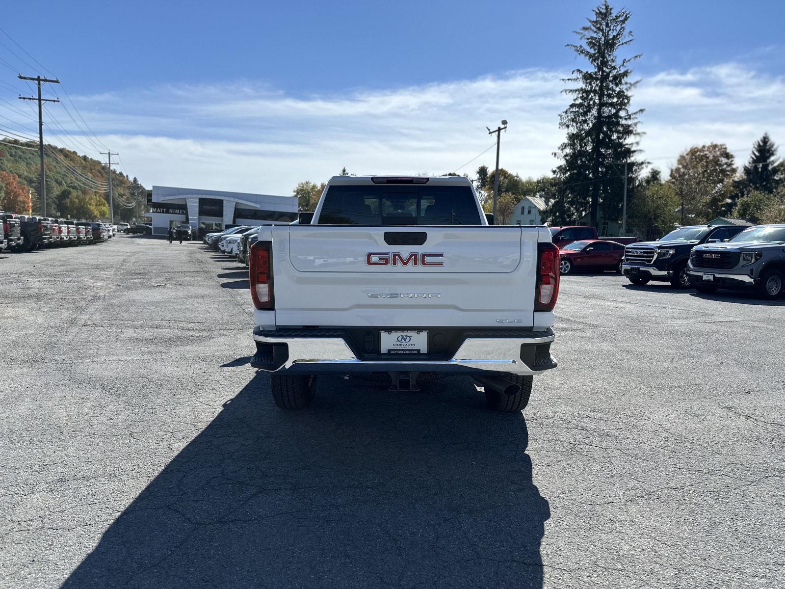 2026 Gmc Sierra 2500 HD SLE photo 4
