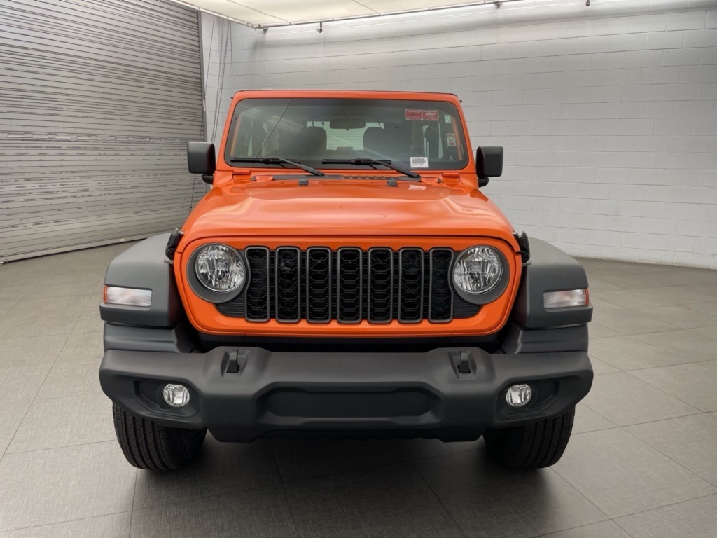 2025 Jeep Wrangler Sport photo 4
