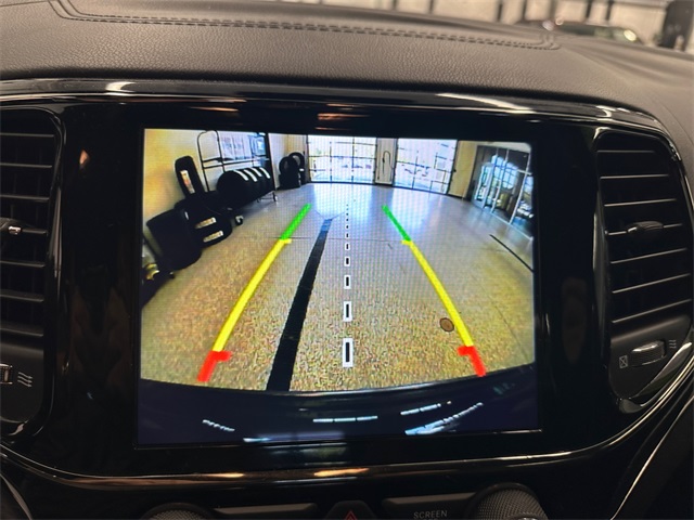 2020 Jeep Grand Cherokee High Altitude photo 32