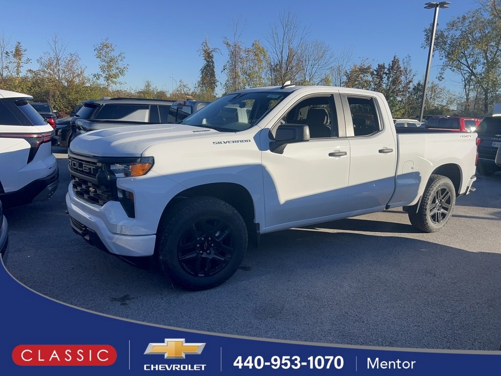 2026 Chevrolet Silverado Base's photo