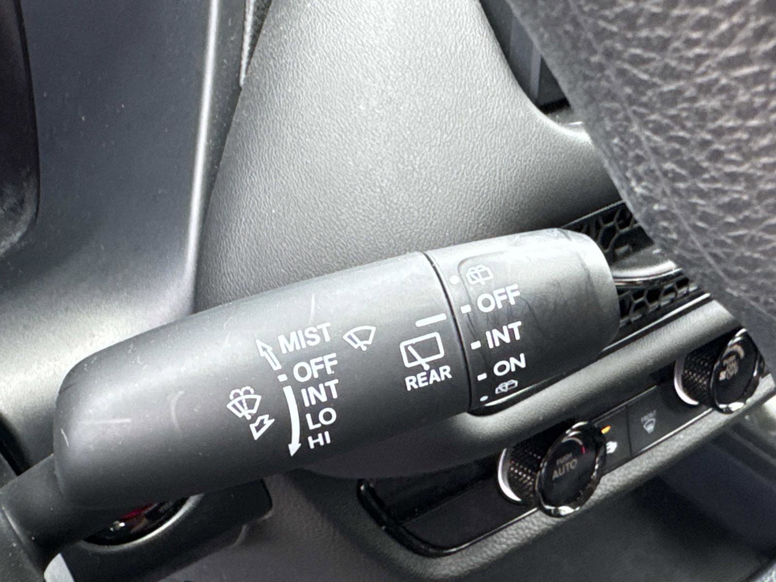 2023 Honda HR-V LX photo 26