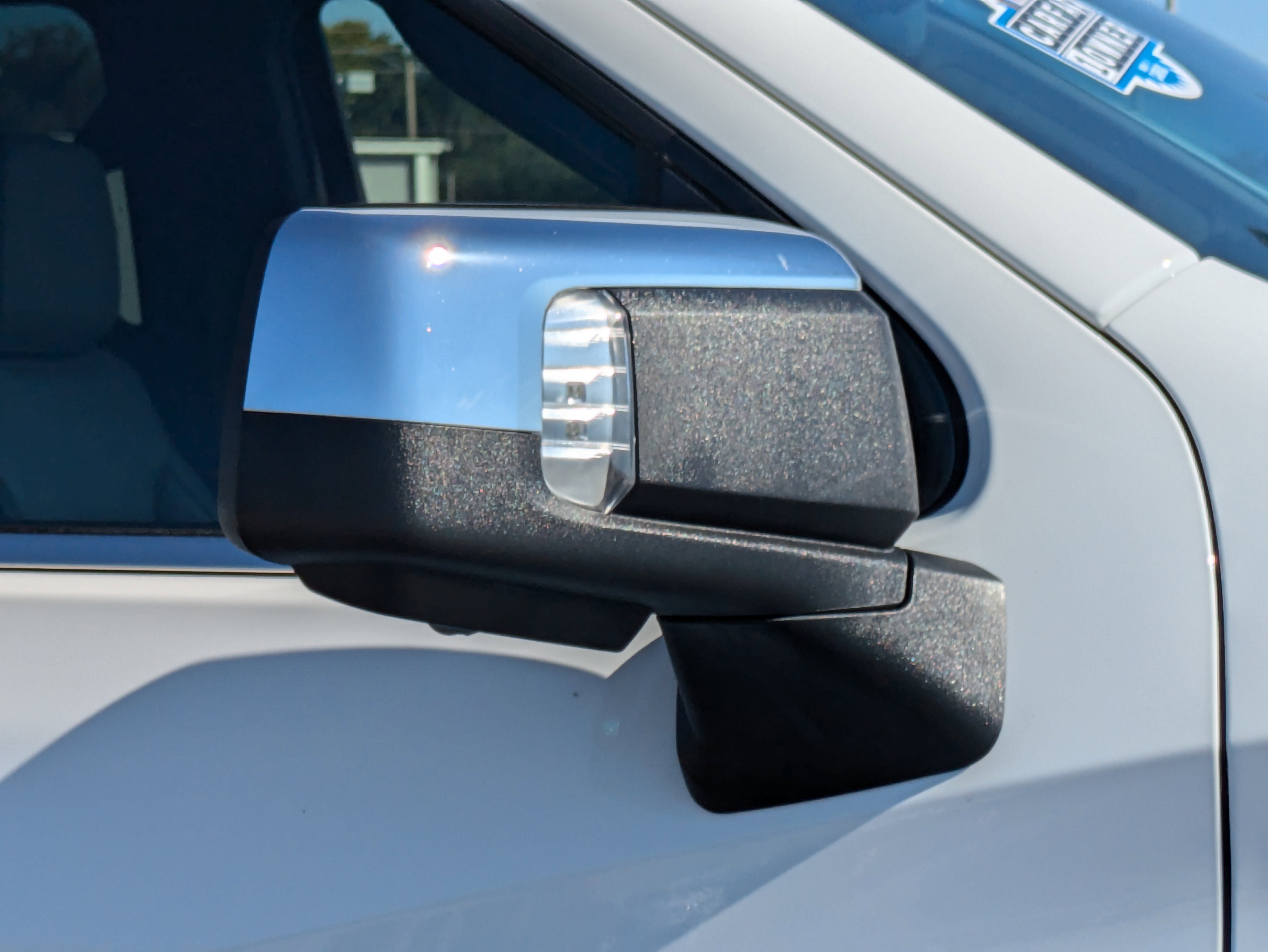 2020 Chevrolet Silverado 1500 LTZ photo 2
