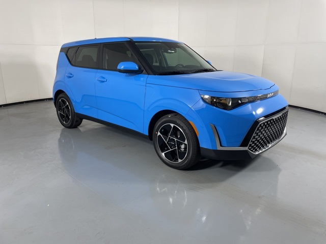2025 Kia Soul EX photo 2