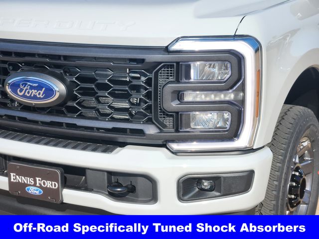 2026 Ford F-350 XL photo 7