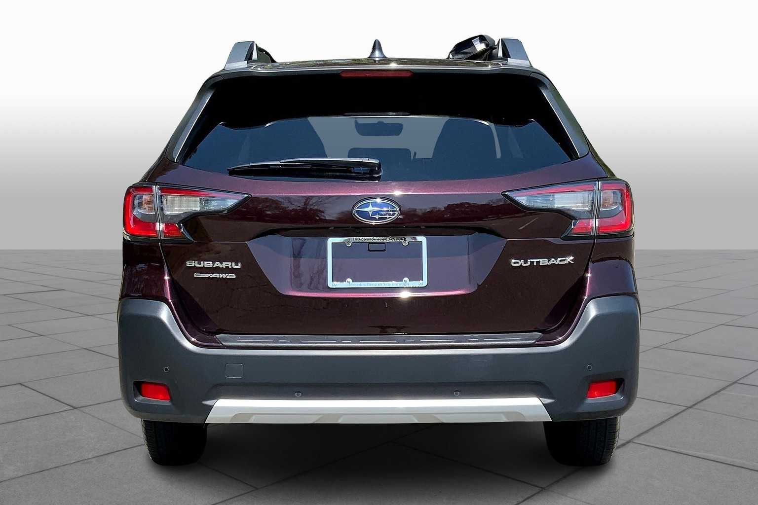 2023 Subaru Outback Limited photo 4