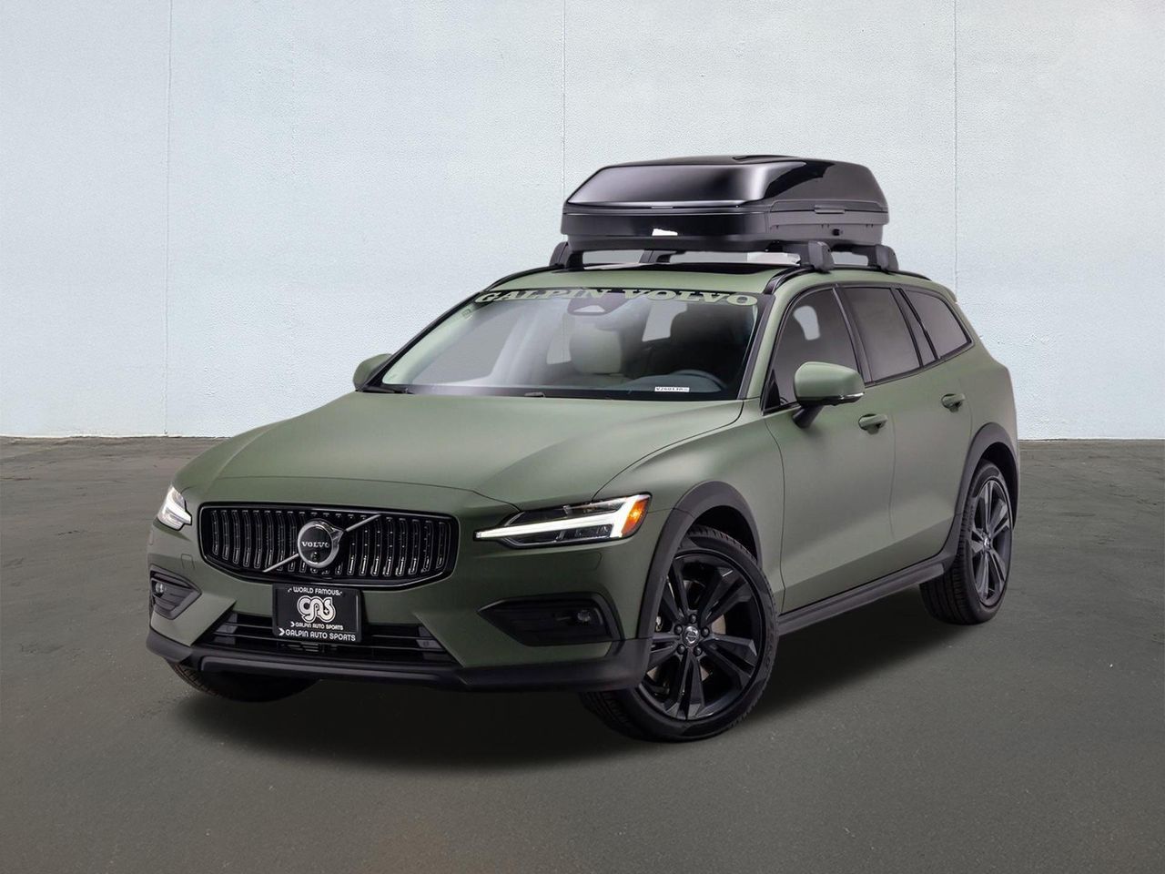 2026 Volvo V60 Cross Country Plus's photo