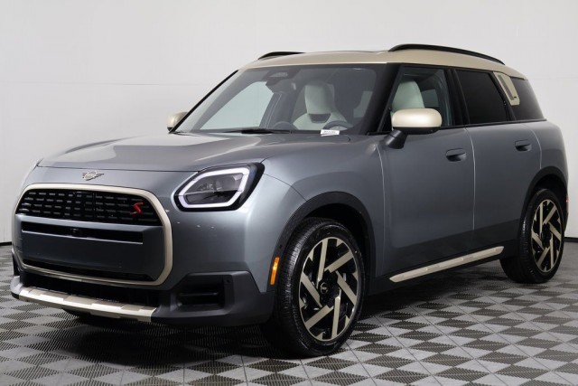 2026 MINI Countryman S's photo