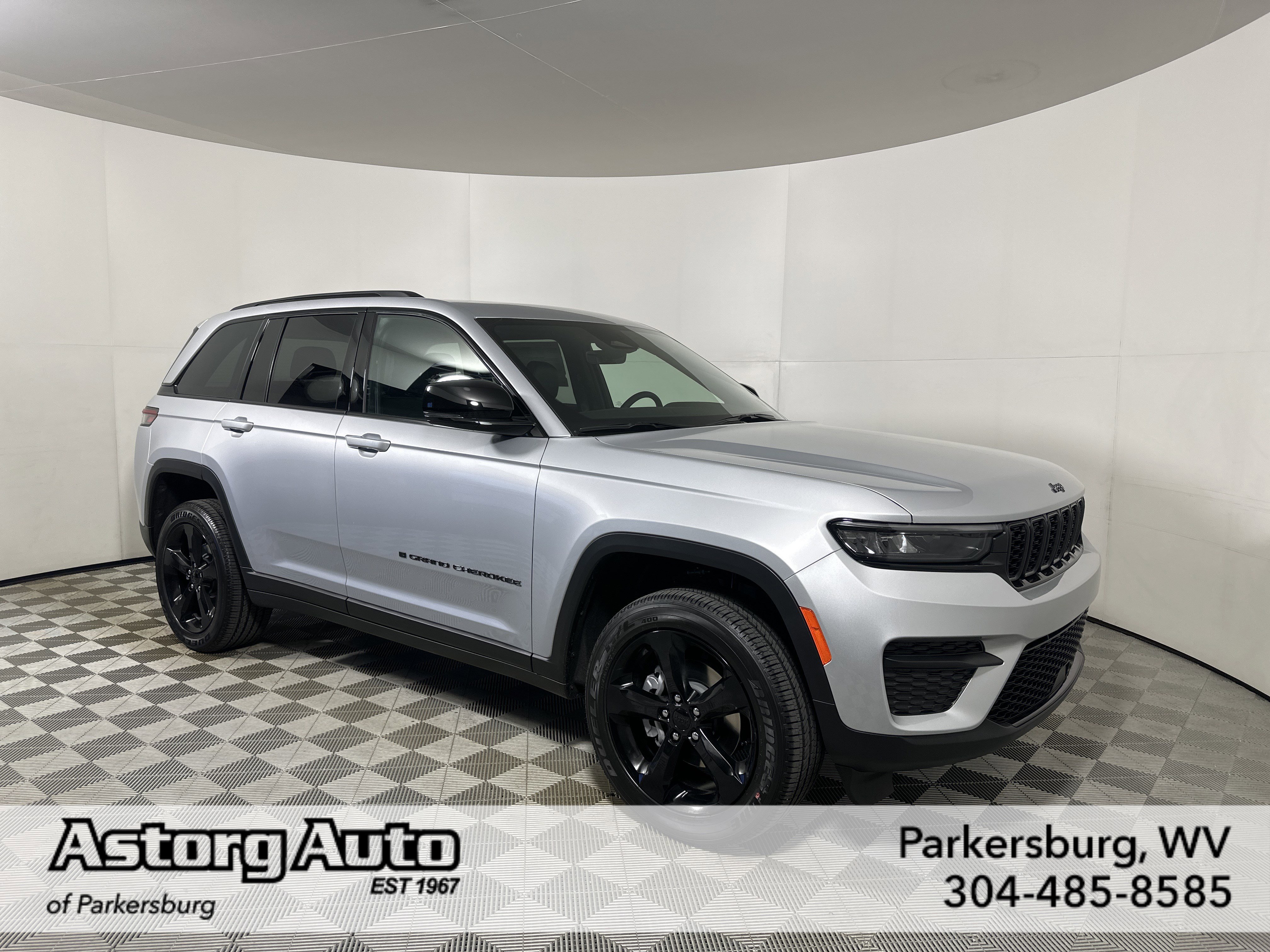 2025 Jeep Grand Cherokee Altitude's photo