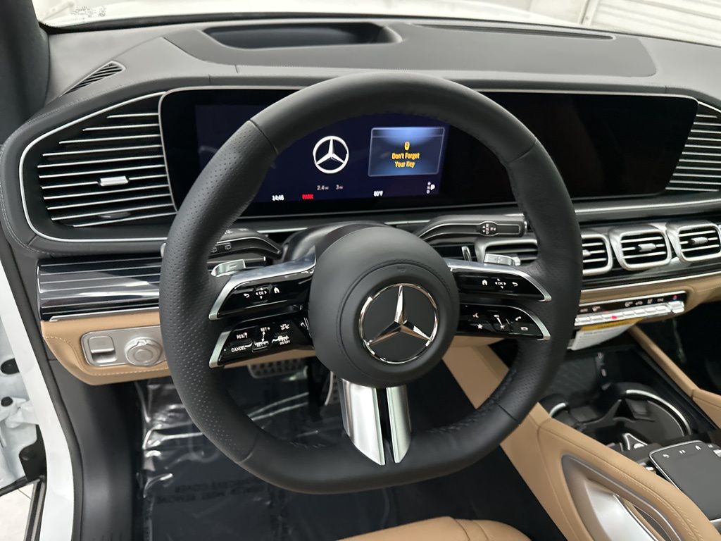 2026 Mercedes Benz GLS 580 4MATIC photo 9