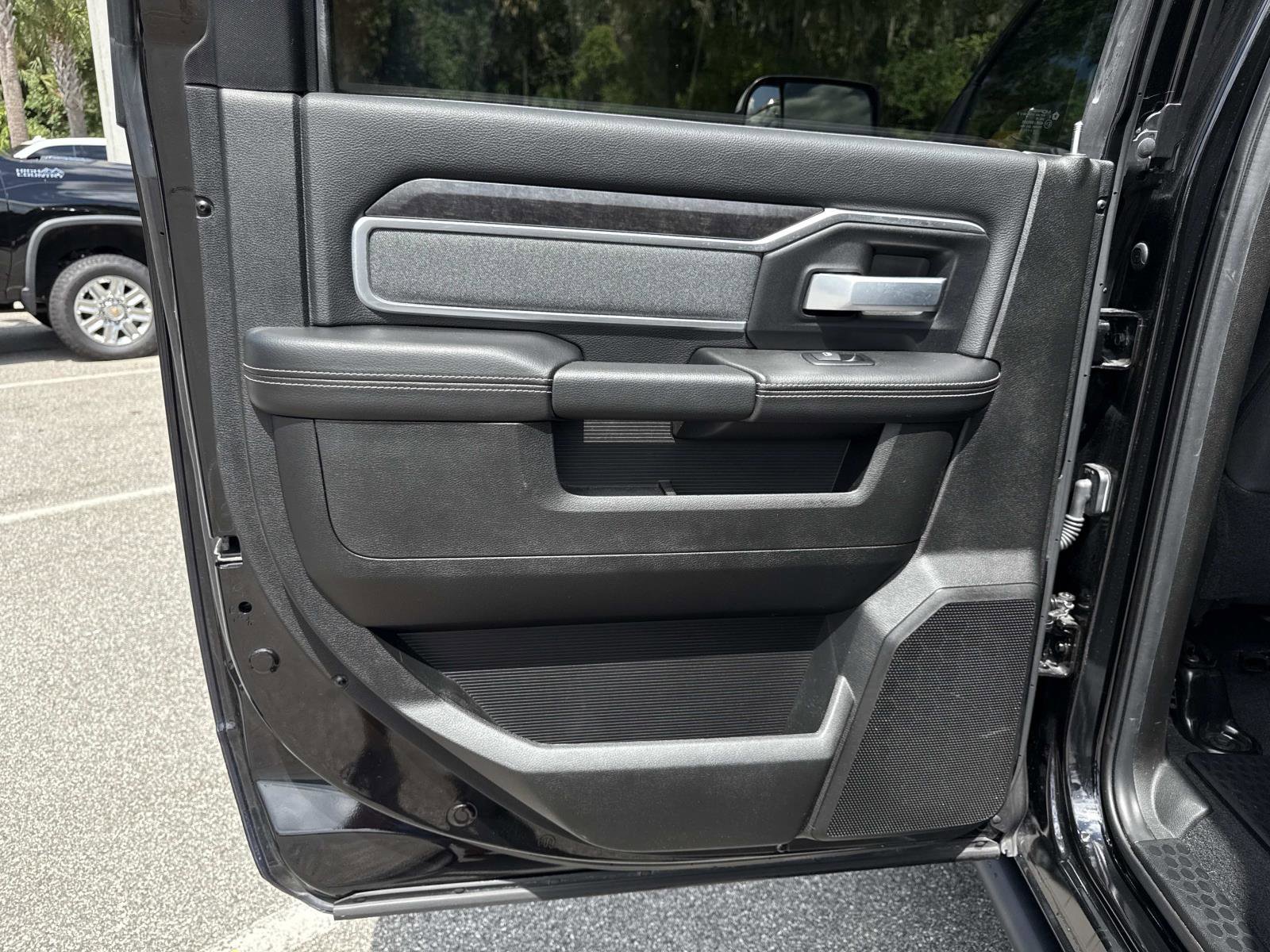 2022 Ram 2500 Big Horn photo 8