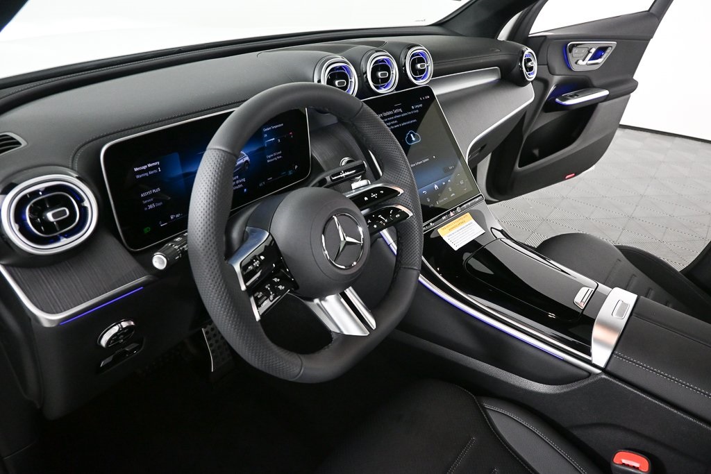 2026 Mercedes Benz GLC 300 photo 3