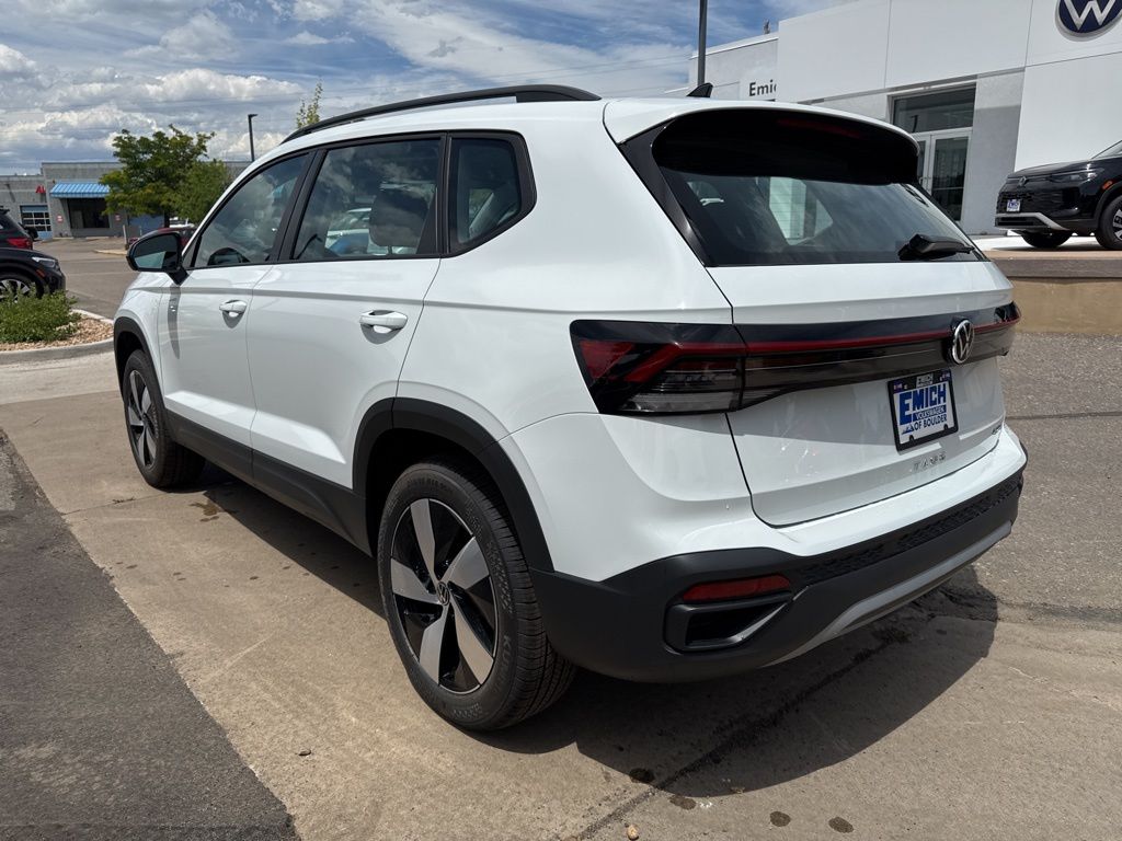 2025 Volkswagen Taos S photo 2