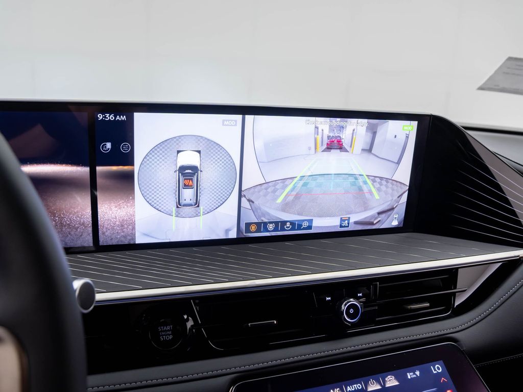 2026 Infiniti QX80 photo 29