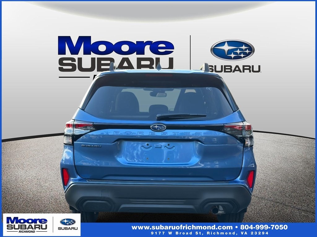 2025 Subaru Forester Premium photo 2