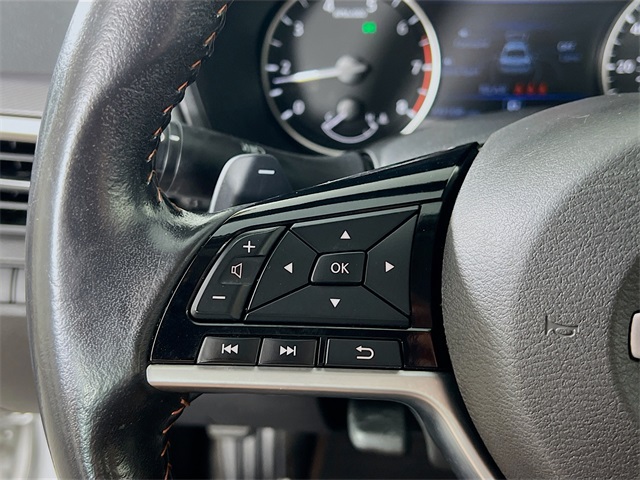 2023 Nissan Altima 2.5 SR photo 13