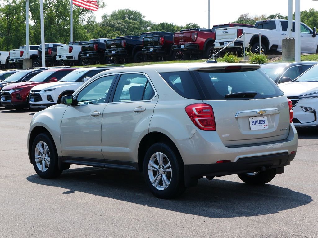 2016 Chevrolet Equinox LS photo 5