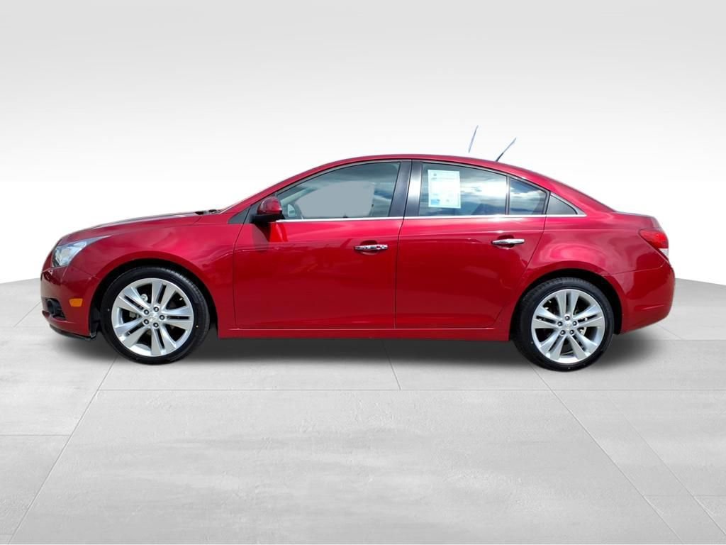 2012 Chevrolet Cruze LTZ photo 2