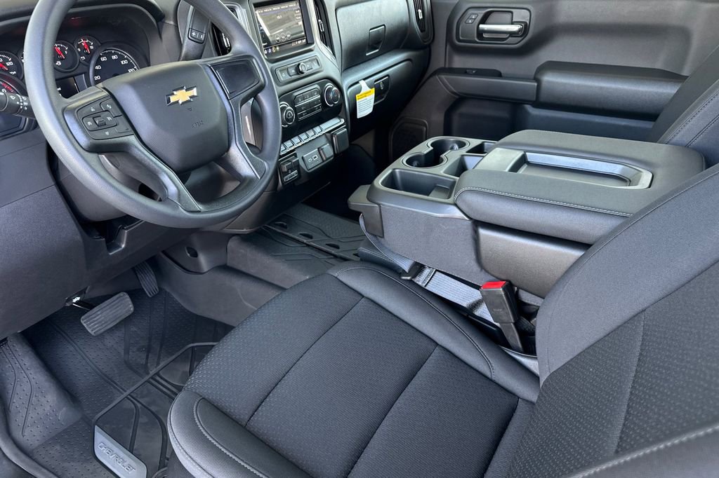 2026 Chevrolet Silverado 1500 photo 10
