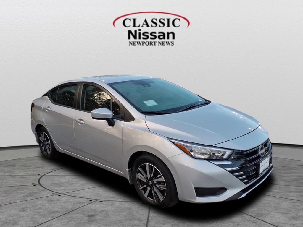2025 Nissan Versa SV's photo