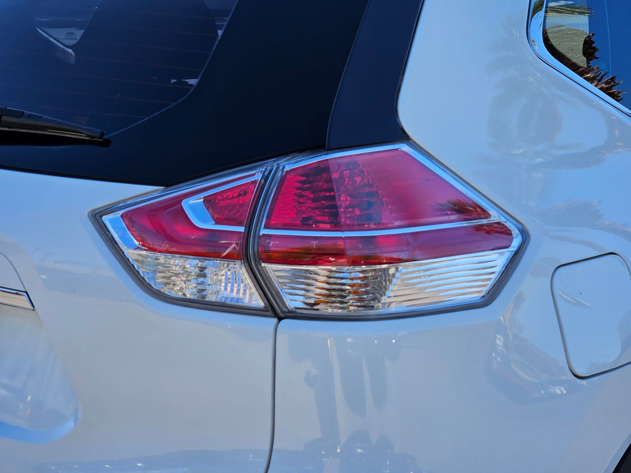 2016 Nissan Rogue S photo 10