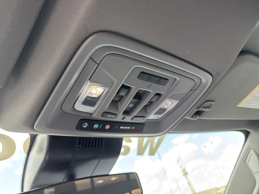 2025 Chevrolet Silverado 1500 RST photo 26