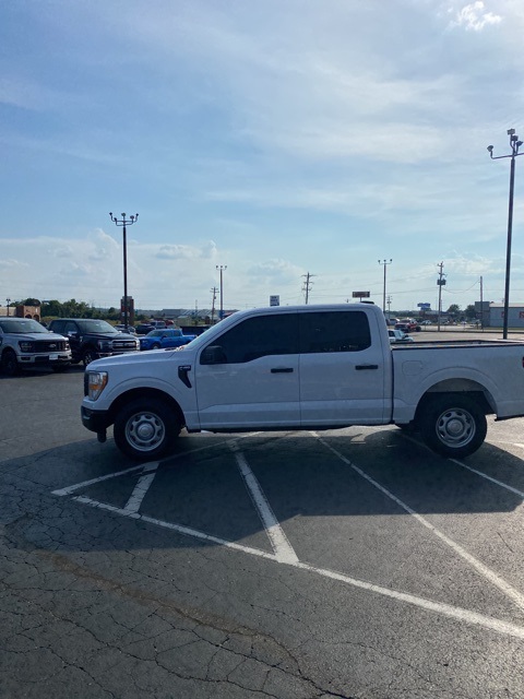 2022 Ford F-150 XL photo 4