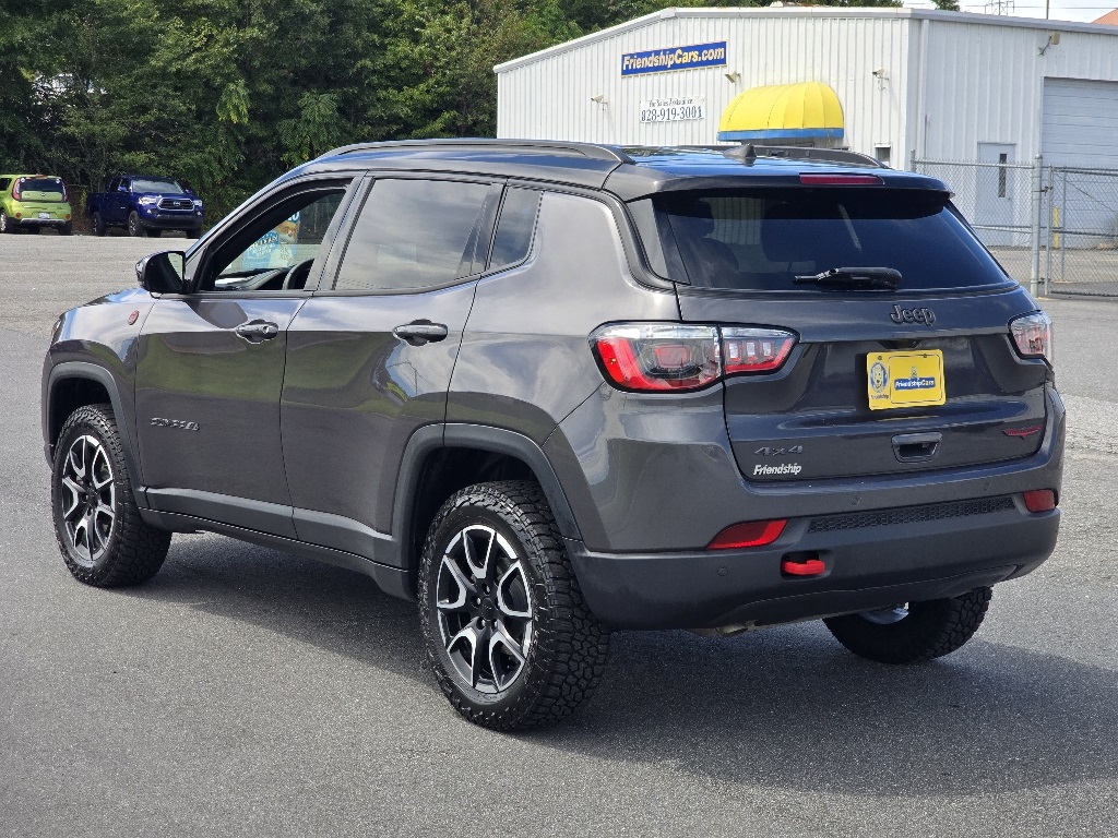 2024 Jeep Compass Trailhawk photo 20