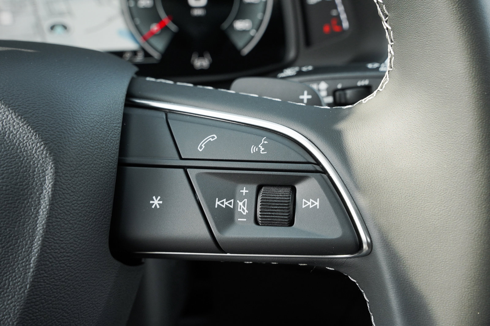 2025 Audi Q7 Premium Plus photo 14