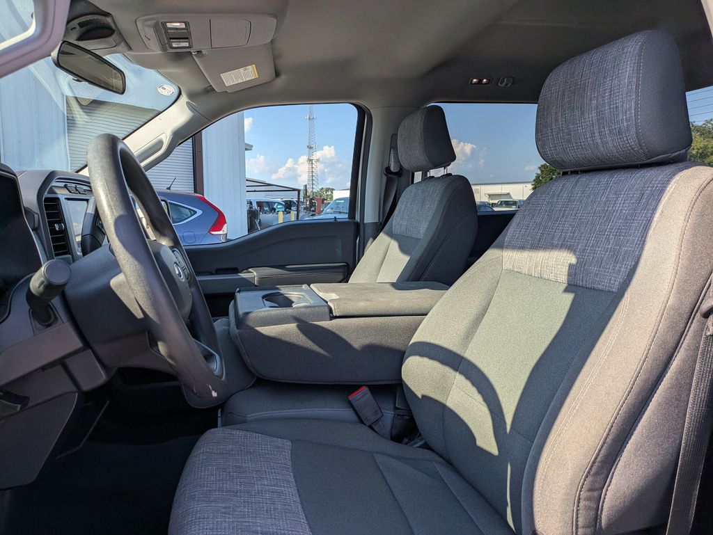 2023 Ford F-150 XLT photo 11