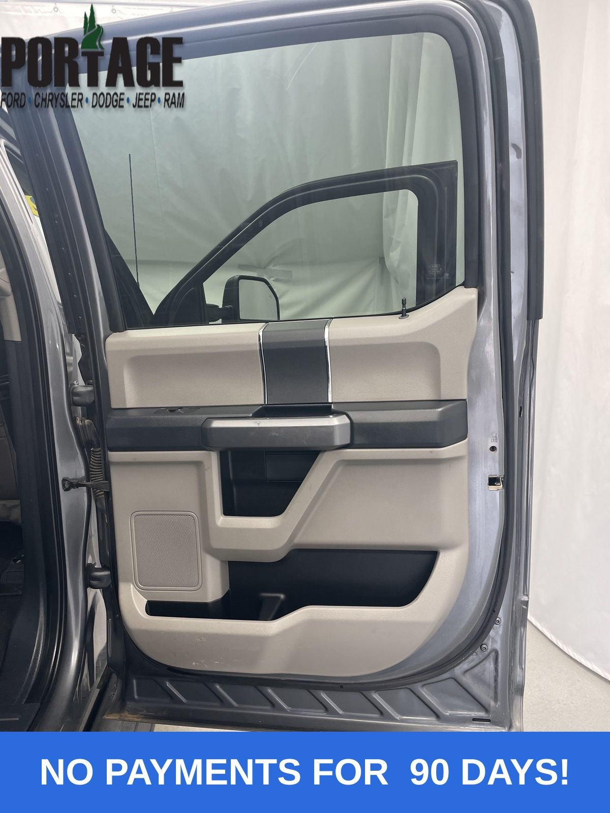 2022 Ford F-250 XLT photo 28