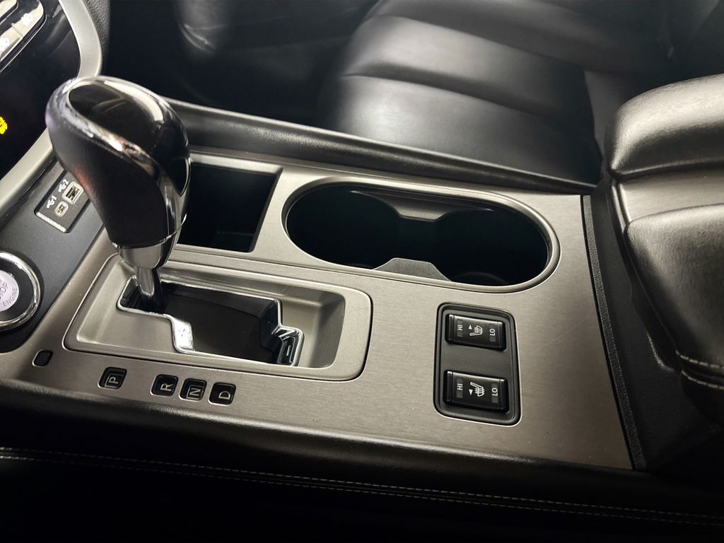 2023 Nissan Murano SV photo 14