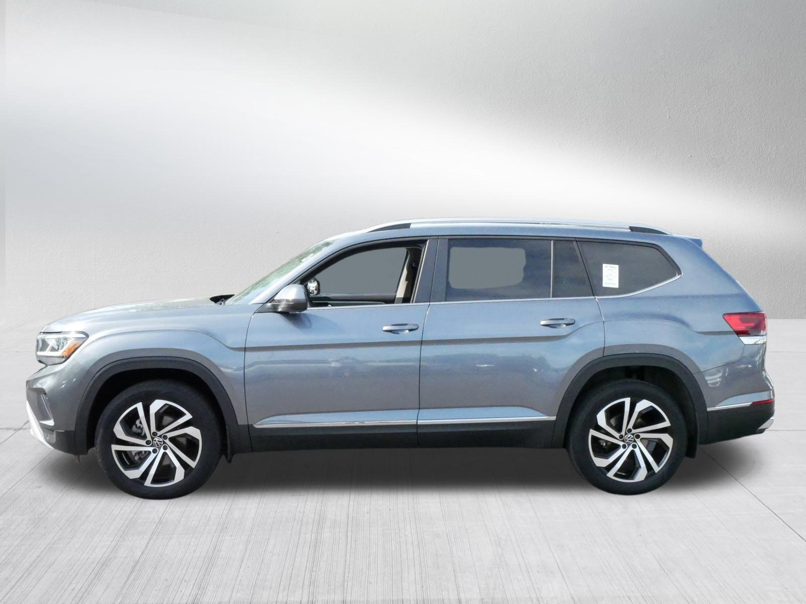 2023 Volkswagen Atlas SE photo 4