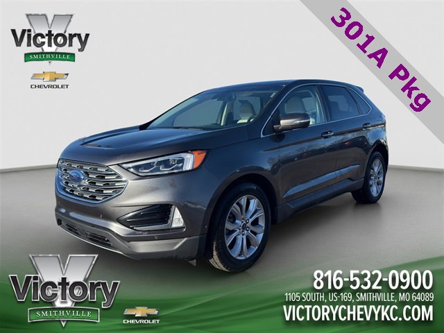 2019 Ford Edge Titanium's photo