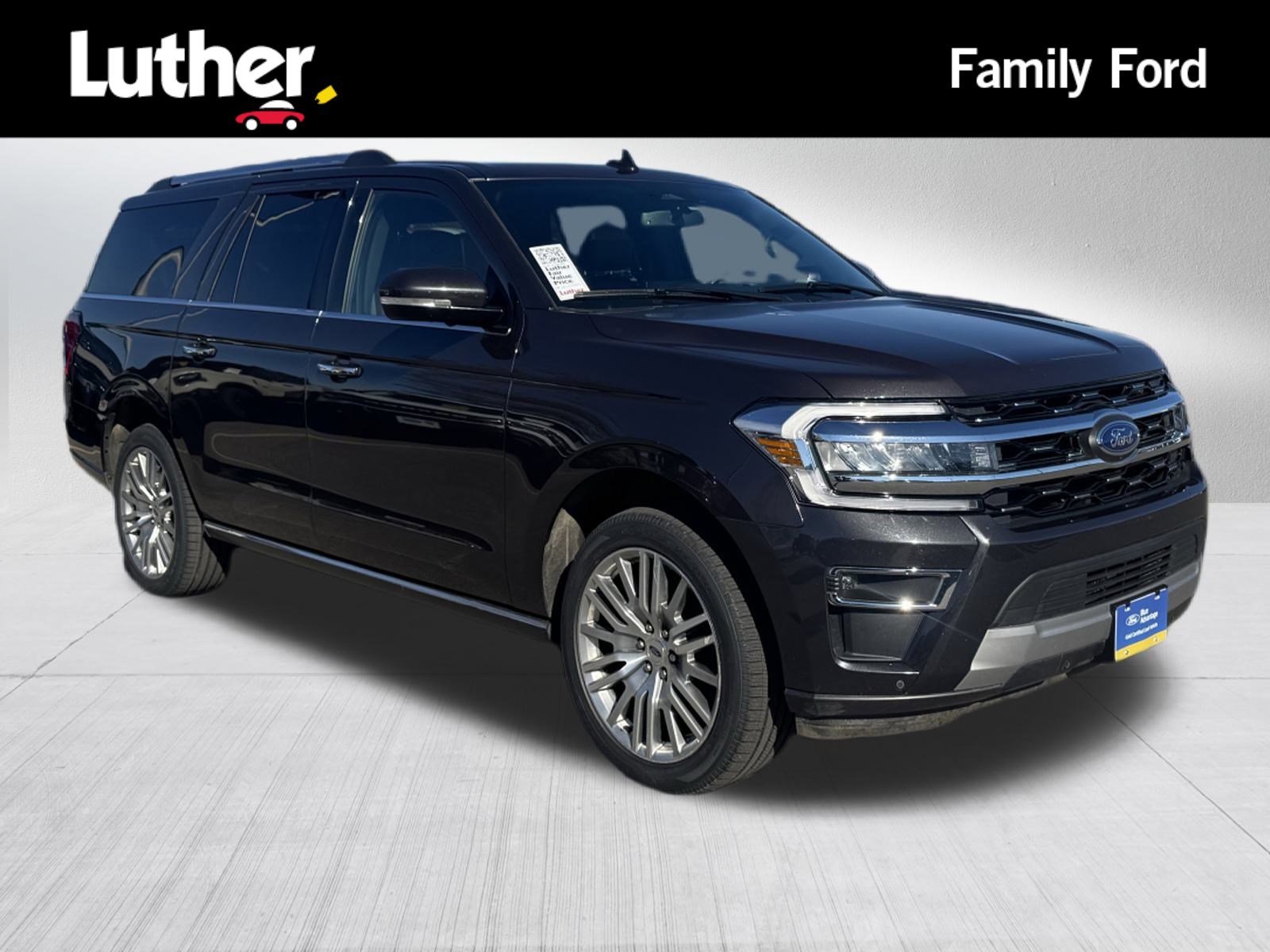 2024 Ford Expedition Limited's photo