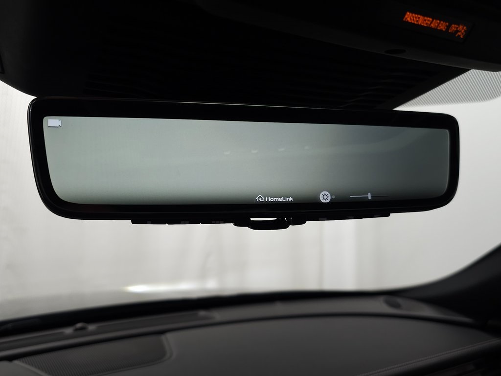 2022 Jaguar XF R-Dynamic SE photo 23