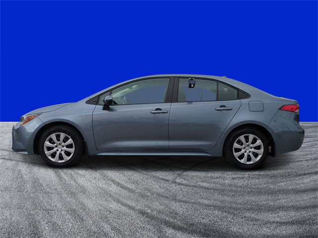 2025 Toyota Corolla LE photo 5