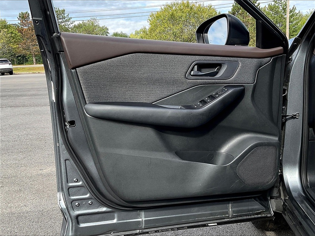 2023 Nissan Rogue S photo 8