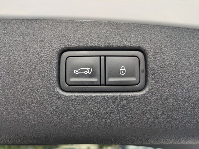 2024 Genesis GV70 3.5T Sport photo 13