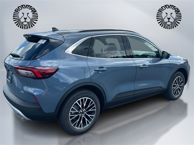 2025 Ford Escape Plug-In Hybrid photo 5