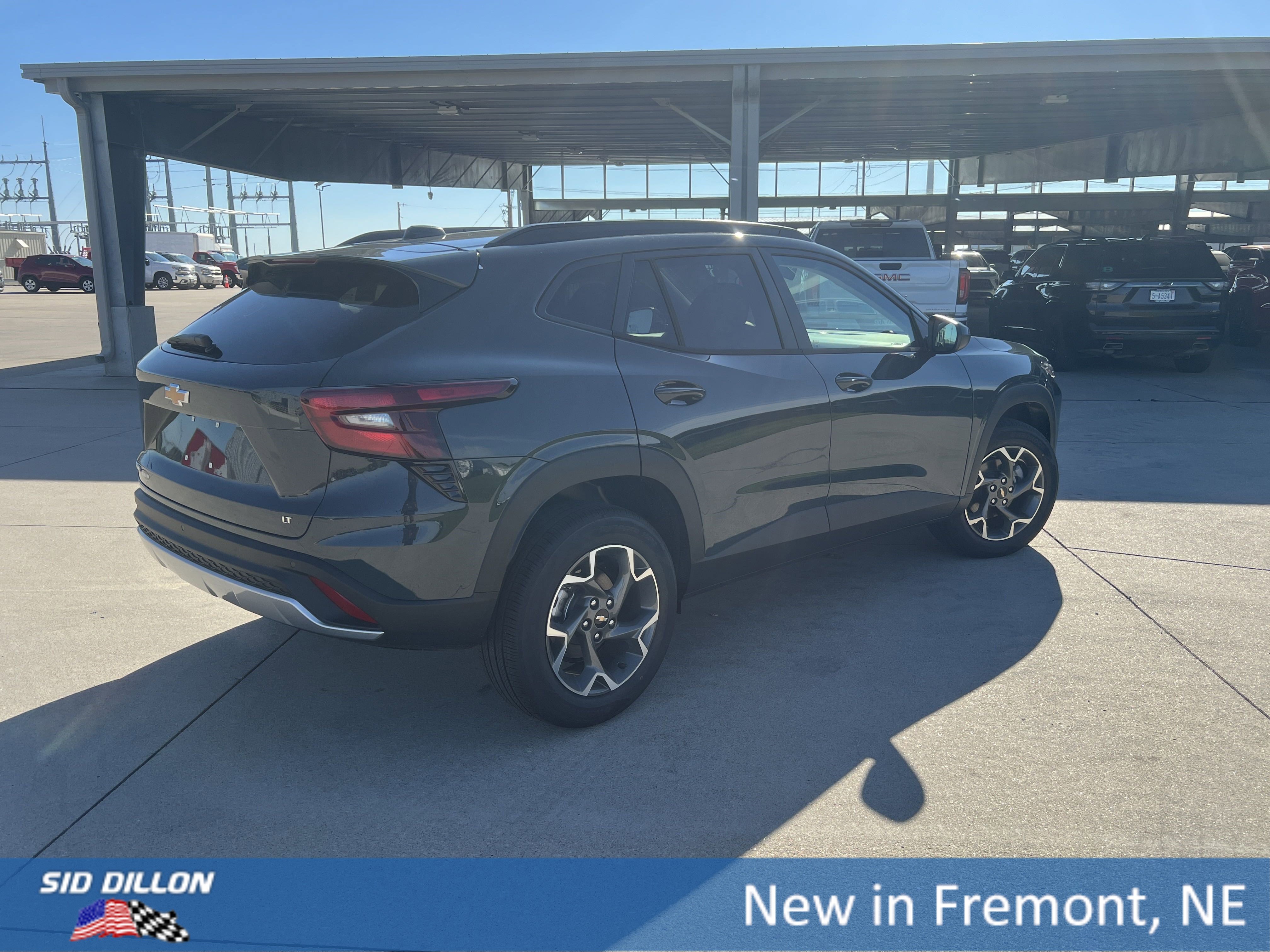 2026 Chevrolet Trax photo 2