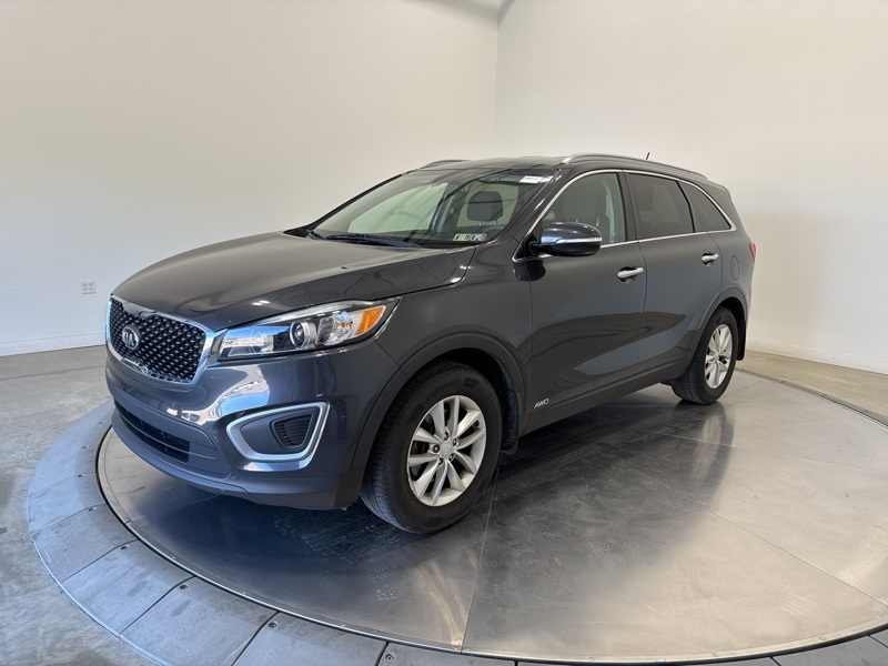 2017 Kia Sorento LX photo 3