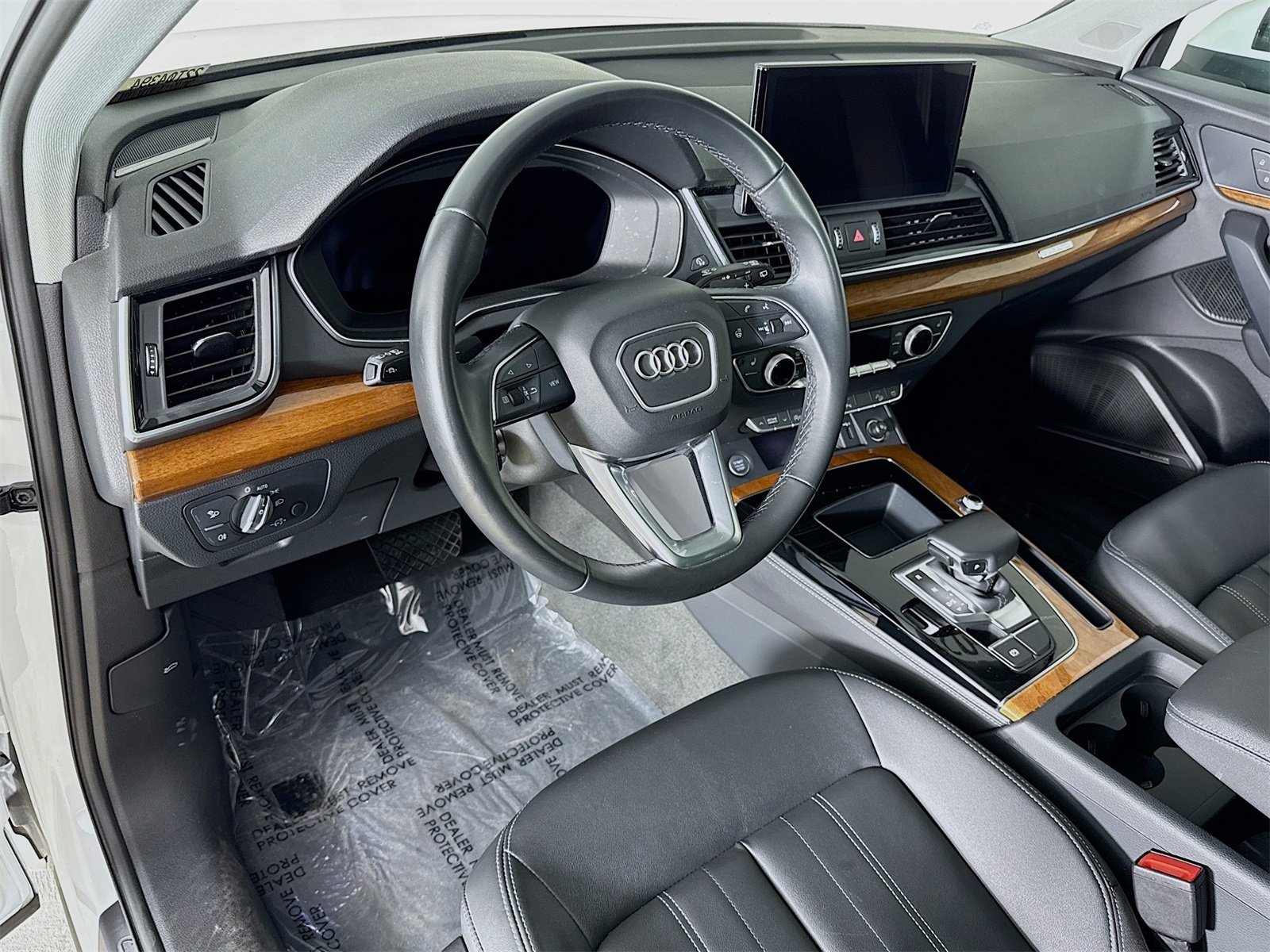 2023 Audi Q5 45 S line Premium photo 9