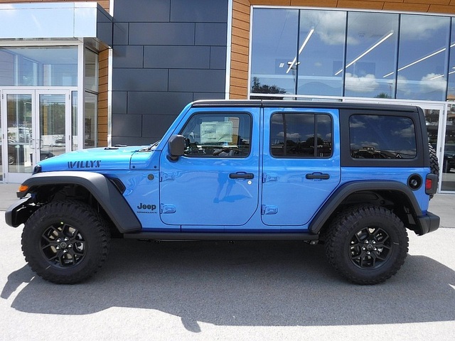 2025 Jeep Wrangler Willys photo 2