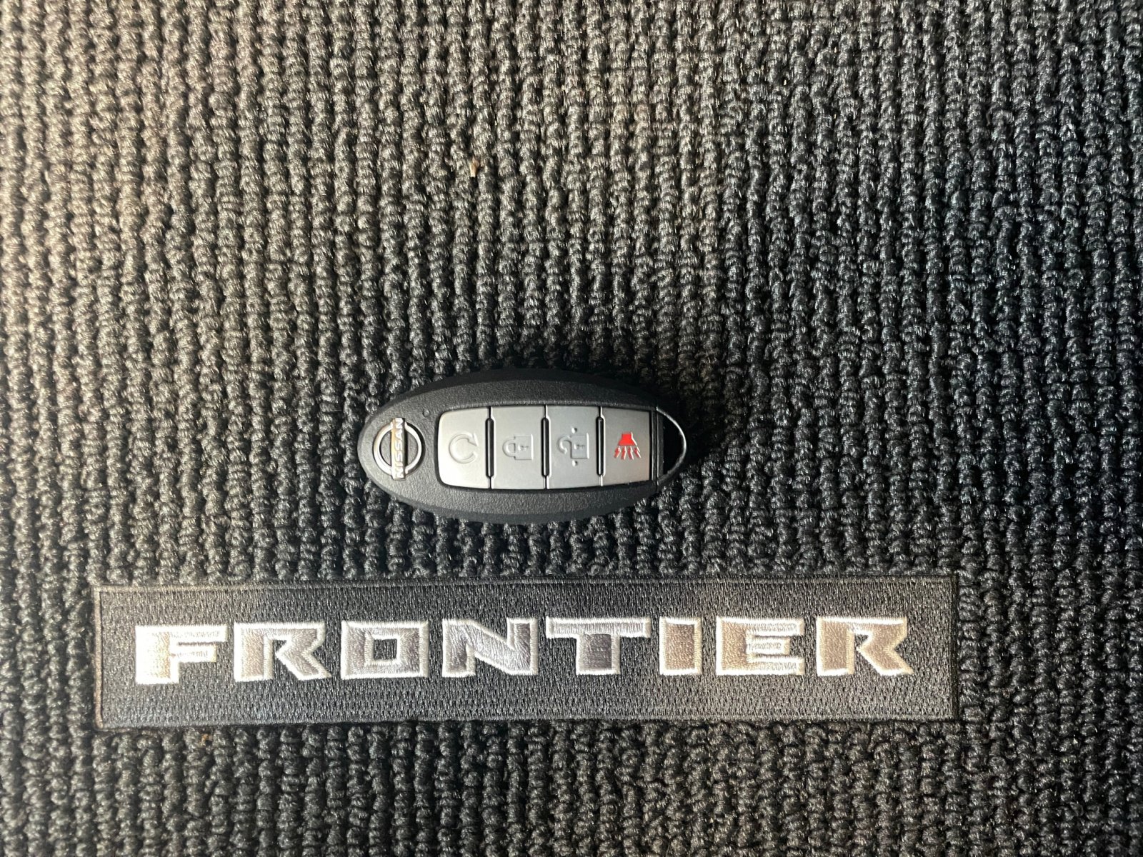 2025 Nissan Frontier PRO-X photo 22