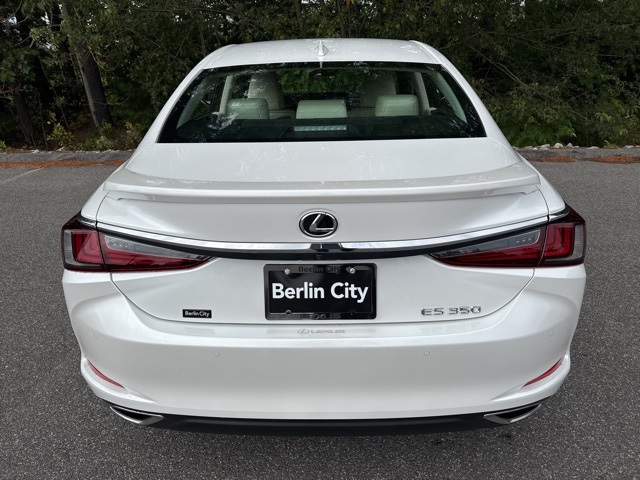 2025 Lexus ES 350 photo 4