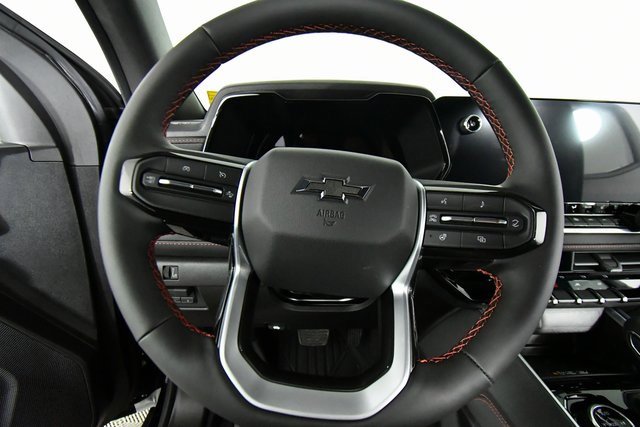 2026 Chevrolet Colorado Z71 photo 2