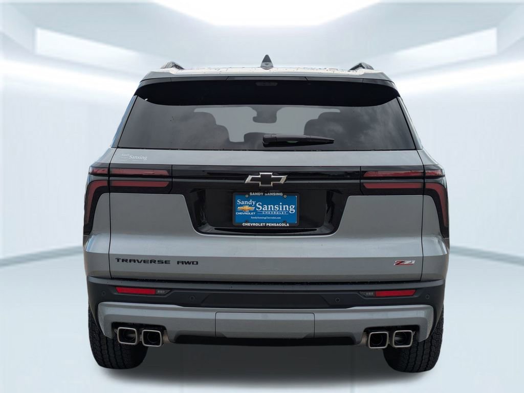 2026 Chevrolet Traverse Z71 photo 3