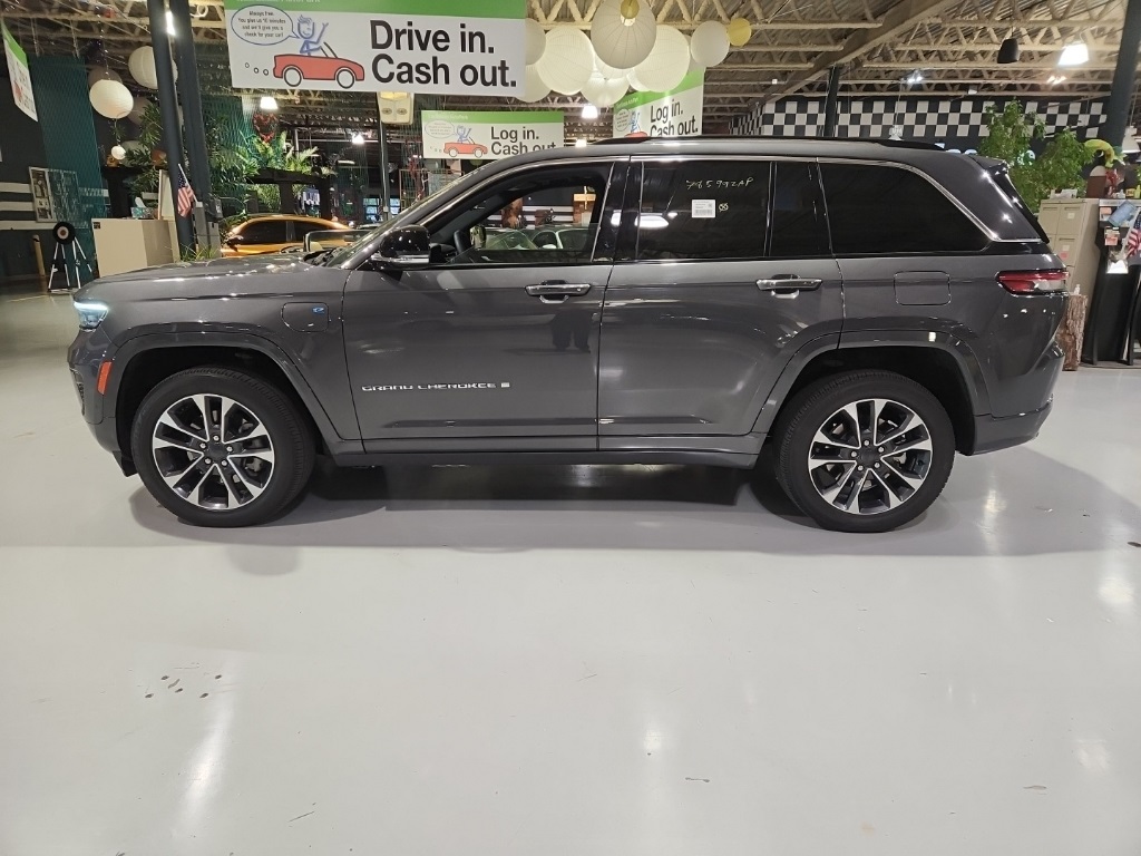 2024 Jeep Grand Cherokee Overland 4xe photo 7